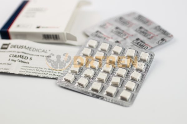 CIAMED 5mg/comprimé (Tadalafil) Deus Medical, un médicament destiné à traiter les troubles de l'érection en améliorant la circulation sanguine, utilisé également dans certaines conditions médicales pour soutenir la performance cardiovasculaire.